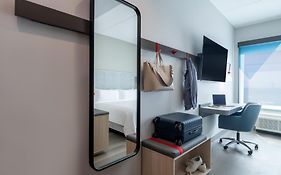 Avid Hotel - Toronto - Vaughan Southwest By Ihg